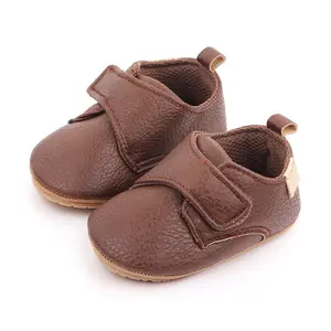 नई गर्म बच्चा जूते नरम एकमात्र विरोधी पर्ची शिशु नवजात पहली वॉकर बच्चे पालना जूते लड़कों के लिए छोटे चमड़े जूते