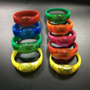 Pulsera LED con Control Remoto Intermitente Personalizada y Atractiva en Promoción-NALB-013 - Product Image 2