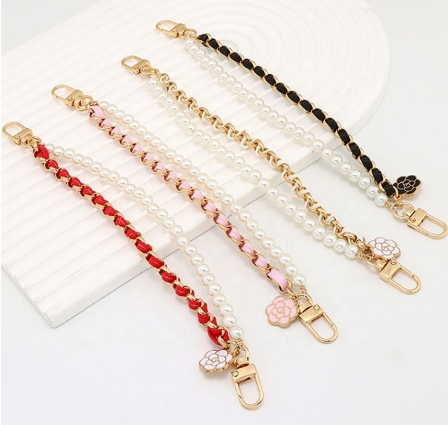 Fashion Pearl Chain Leather Pendant Mobile Phone Chain Bag Decoration Chain Short Bag Charm with Different Colors