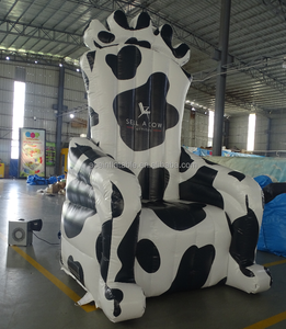 Promotion publicitaire personnalisée canapé gonflable mobilier gonflable avec impression complète <span class=keywords><strong>du</strong></span> logo chaise gonflable géante en PVC pour vache - Product Image 4