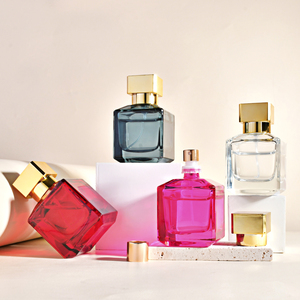 Bouteille de parfum monochrome colorée de haute qualité 50ml Luxury <span class=keywords><strong>Joaquin</strong></span> Cover Nouveau Design Vaporisateur - Product Image 4