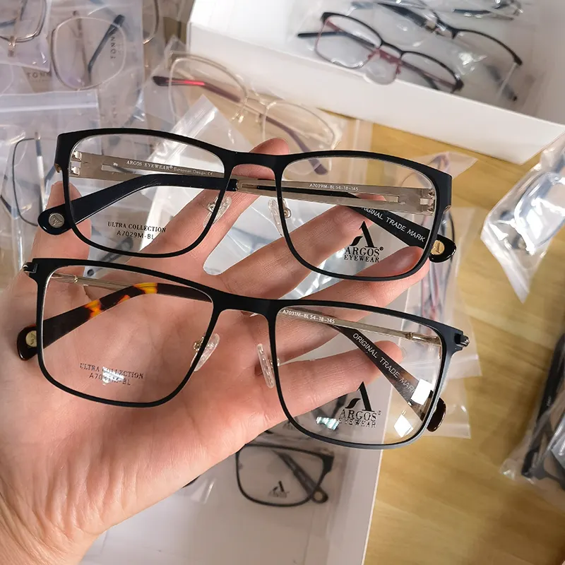 Manufactures High Quality Fashion Design Big size Metal Optical Frames Glasses thin metal optical frame