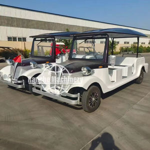 Voiture et bus électriques vintage pour le tourisme, couleurs tendance pour les sites pittoresques et les stations balnéaires - Product Image 1