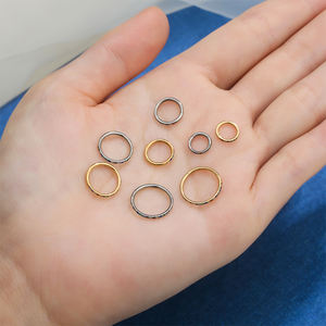 Renkli CZ açacağı menteşeli titanyum Septum burun halkası Piercing ile ASTM F136 titanyum vücut Piercing <span class=keywords><strong>Hoop</strong></span> kadınlar için - Product Image 5