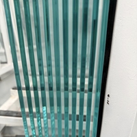 Verre trempé ultra transparent 10 mm pour salon, supermarché, salle de bain, mur rideau, hôtel industriel, éclairage, décorations de hall