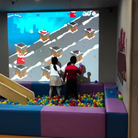 Jeux interactifs de projection murale ChariotTech certifiés CE pour différents âges de joueurs, aire de jeux intérieure
