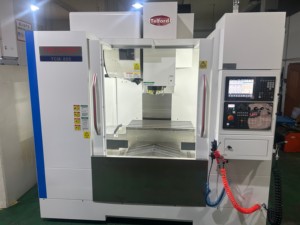 Độ chính xác cao vmc850 kim loại <span class=keywords><strong>CNC</strong></span> trung tâm gia công dọc <span class=keywords><strong>5</strong></span> trục máy phay tự động GSK điều khiển BT40 giá cả cạnh tranh - Product Image 5