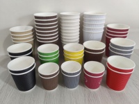 Gobelets à café en papier ondulé de haute qualité 8 oz Gobelets à café jetables Gobelets en papier à double paroi Gobelets à café à emporter pour boissons chaudes