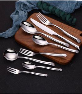 Ensemble de couverts de luxe en acier inoxydable de haute qualité, personnalisable avec logo, écologique, finition dorée, pour hôtels et mariages - Product Image 5
