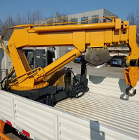 Nouvelle grue mobile hydraulique à bras droit montée sur camion de 6,8 à 12 tonnes, moteur Weichai, Hengli, hauteur de levage de 20 m, construction en acier