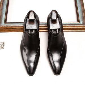 Zapatos de Vestir Formales de Cuero Patentado para Hombre, Estilo Británico, Superficie Suave Pulida, Zapatos de Cuero Modernos para Negocios - Product Image 4