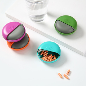 Stocked Round Rotating Pocket Plastic Pill Box Round Storage Case box for Vitamin Gum Coin Jewelry