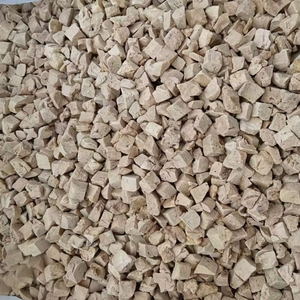 Snack per Animali Domestici in Cubetti di Manzo Liofilizzato ad Alto Valore Nutritivo, Ricco di Proteine e Senza Cereali per Cani e Gatti - Product Image 6