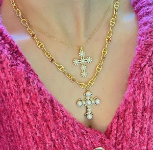 Grosir Ruby zamrud dan bersinar zircon mikro insert tembaga dengan 18k berlapis emas rantai link liontin salib kalung untuk wanita - Product Image 4
