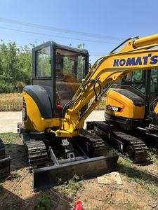 Excavadora Komatsu PC35MR Usada de Importación Japonesa, Excavadora Komatsu PC35MR‑2 PC35MR‑3 de Cola Cero en Stock a Bajo Precio - Product Image 4