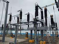Interruptor de Aislamiento de Alta Tensión para Exteriores de 110 kV, Serie GW4, Interruptor de Desconexión Trifásico para Subestaciones Eléctricas