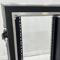 Flight case OEM 18U antichoc pour amplificateurs de moins de 49 cm, avec 4 roues et couvercles avant et arrière fusionnables