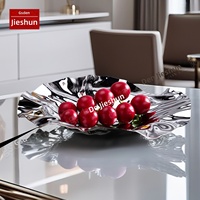 Noordse minimalistische luxe fruitschaal van 304 roestvrij staal met onregelmatige vorm, geschikt voor gedroogd fruit, perfect voor een housewarming.