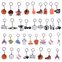 Individualisierter Europäischer Fußballverein Logo PVC Gummi Schlüsselanhänger Anhänger Fußball-Fan Sport-Souvenir Schlüsselring Geschenk