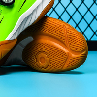 Chaussures de sport respirantes de haute qualité pour jeunes garçons et filles, antidérapantes, unisexes, légères, pour le handball, le tennis et l'entraînement