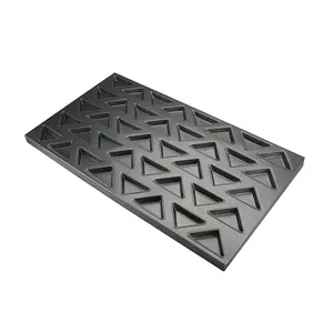 Custom Made Commercial Baking Tray Alu Steel Non Stick Mini Muffin Cupcake Baking Tray Pan Triangular Mini Cake Molds Baking Pan