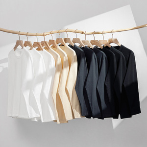 เสื้อยืดคอกลมผ้าฝ้าย100% 230ก. สีพื้นทรงหลวมลำลองสำหรับผู้ชาย - Product Image 2