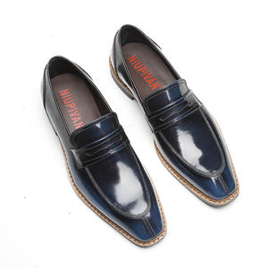 Zapatos Casuales de Negocios de Nuevo Estilo para Primavera y Verano - Zapatos de Cuero para Hombre con Diseño de Cocodrilo en Relieve a la Moda - Product Image 1