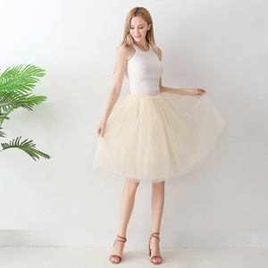 Jupe Tutu en <span class=keywords><strong>Tulle</strong></span> <span class=keywords><strong>Blanc</strong></span> pour Adulte avec Filet Plissé à 5 Couches Jupe Tutu Rouge Bouffante de 65 cm Jupons de Ballet de Noël pour Filles - Product Image 6