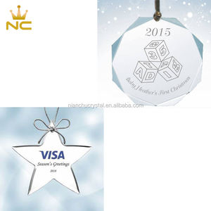 Atado 1st Santa Comunión personalizada Regalo de cristal Corazón Memorial Adornos de Navidad de cristal redondo - Product Image 6