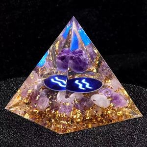 Pirámide de Orgonita de Resina de 5 cm al por Mayor, Esfera de Cristal, Energía de los 12 Signos del Zodiaco, Bola de Cristal de <span class=keywords><strong>Amatista</strong></span> y Cuarzo, Grava - Product Image 3