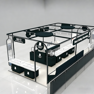 Vetrina in vetro lussuoso con cornice dorata, illuminazione LED, arco personalizzabile e resistente - Product Image 3