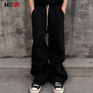 Pantalon de survêtement streetwear personnalisé avec logo, en coton épais, coupe large et droite, style vintage, évasé et ample pour homme - Product Image 3