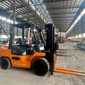 Montacargas Diésel FD30 de 3 Toneladas Usado en Buenas Condiciones, Original de Japón, Segunda Mano, Montacargas 7fd30 Japonés en Oferta - Product Image 1