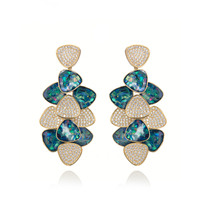 00356 luxe créatif feuille plein diamant élégant ormeau coquille cubique Zircon boucles d'oreilles pour les femmes vadrouille bijoux accessoires à la mode