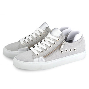Baskets à lacets en tissu pailleté argenté pour femmes, baskets à la mode avec semelle en caoutchouc - Product Image 1