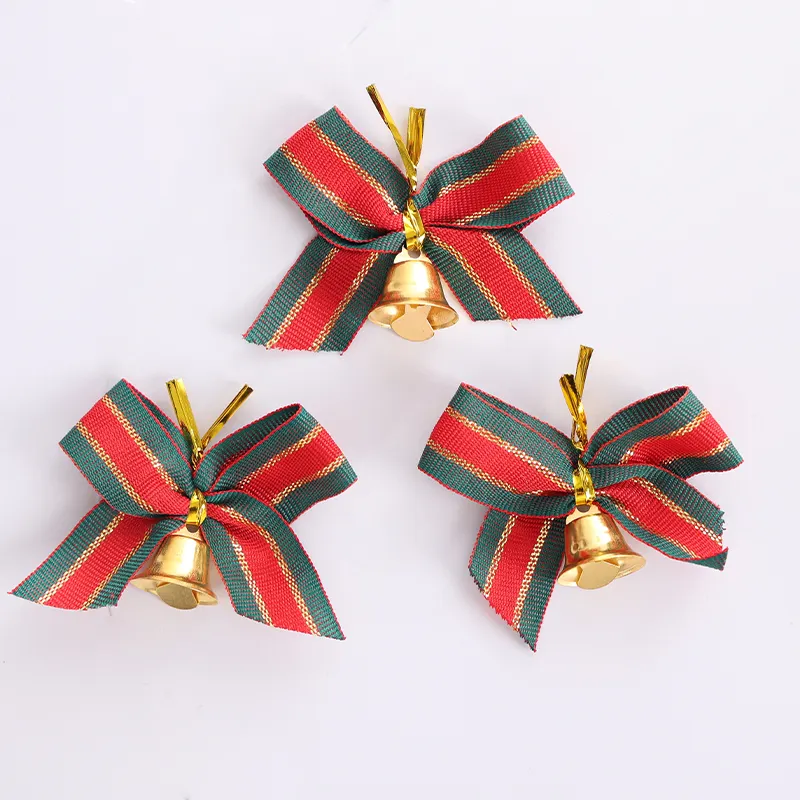 Hot Sale Decorative Christmas Tree Wreath Hanging Craft Gift With Bells Christmas Ribbon Bow