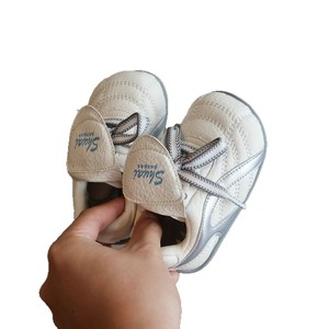 JHT Nuove <span class=keywords><strong>Scarpe</strong></span> da Passeggio con Suola Morbida per Neonati, <span class=keywords><strong>Sneakers</strong></span> Bianche per Bambine, <span class=keywords><strong>Scarpe</strong></span> per Bambini, <span class=keywords><strong>Scarpe</strong></span> da Skate per Ragazzi, <span class=keywords><strong>Scarpe</strong></span> Casual - Product Image 5