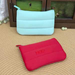 Premium Skincare Neoprene Makeup Pouch Women Puffy <b>Cosmetic</b> Bag Red Blue Travel Toiletry Bags For Women - Product Image 3