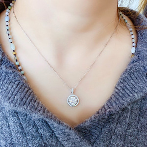 Collana con ciondolo rotondo in pietra scintillante per donna, gioielli minimalisti alla moda da indossare tutti i giorni - Product Image 6