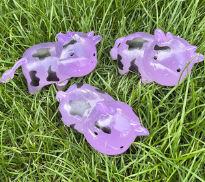 Juguete de Malta de Vaca que Cambia de Color con el Sol UV, Nuevo Diseño Popular, Juguete Blandito para Niños y Niñas de 5 a 7 Años - Product Image 2