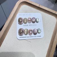 Nouveau produit lancé, ongles press-on faits main de luxe, noir et or, marron café, plaqués or, motif floral scintillant œil-de-chat, pur artisanat