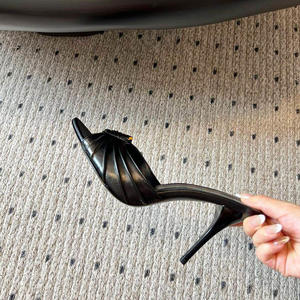 Sandalias de tacón alto sexy para mujer, de verano, con punta abierta, de microfibra con pedrería y bordados, sin cordones, para exterior - Product Image 3