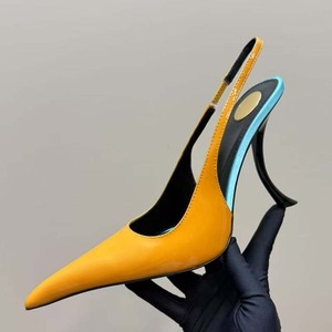 Zapatos de tacón de aguja con correa trasera y punta en pico para mujer, con colores personalizados, tacones originales y charol brillante - Product Image 1