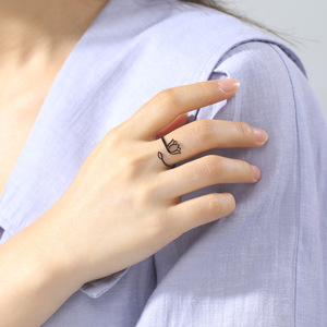 HP Hollow <span class=keywords><strong>Lotus</strong></span> Flower Anillos de joyería chapados en oro de 18K Anillos de acero inoxidable 304 Anillo de diseño personalizado a prueba de agua - Product Image 2