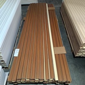 Cadres et lignes <span class=keywords><strong>de</strong></span> finition intérieurs multi-finitions en PVC ou revêtement peint, fabrication soignée, qualité robuste et fiable pour les maisons - Product Image 2