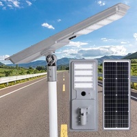 Luminosité 2024 Nouveau Design LED 14000LM 100W Tout-en-un Lampadaire Solaire IP67 Industriel Haute Luminosité Route Autoroute CRI85 50000 Heures