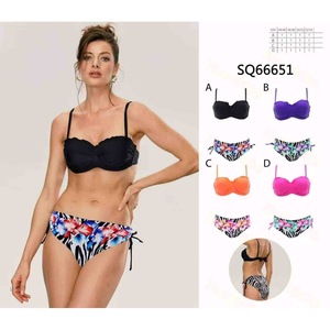 Costume da bagno bikini taglie forti HDJ, top push-up e slip floreale con laccetti laterali, due pezzi in spandex e poliestere con stampa digitale - Product Image 3