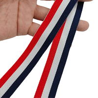 Ruban en rayonne tissé rayé rouge, blanc et bleu de 25 mm (1 pouce) pour la décoration de chapeaux et de vêtements - Vente en gros