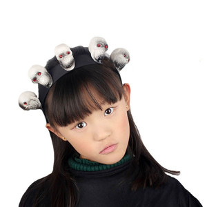 Diadema con diseño de calavera de Halloween de Fankasi con ojos rojos para niñas, accesorio para fiesta de disfraces - Product Image 5