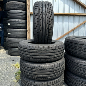 ยางรถยนต์มือสอง 205/55R16 สำหรับทุกฤดู แบบเรเดียล รับประกัน 2 ปี ใช้ได้กับรถ SUV ได้รับการรับรองมาตรฐาน ECE - Product Image 1